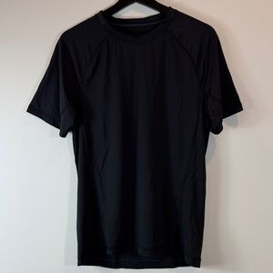 lululemon athletica Men's Black Short-Sleeve Sweat Wicking Athletic Tee